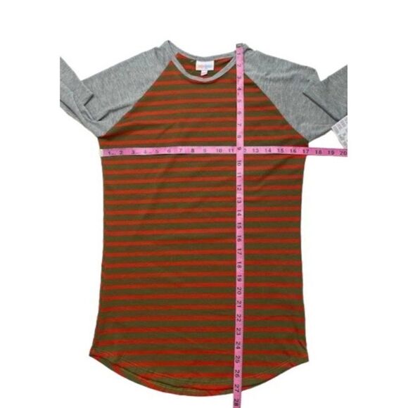 LuLaRoe Randy Gray Green Red Stripe 3/4 Raglan Sleeve Top Sz XXS NEW‎ - Picture 2 of 5